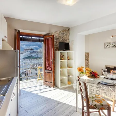 Via Della Chiesa Ii * San Romano (Lucca)